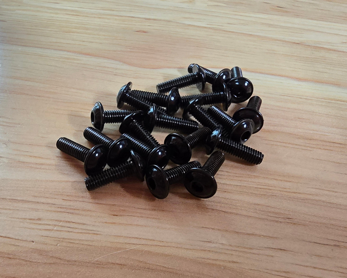 M3x10 Flanged Button Head