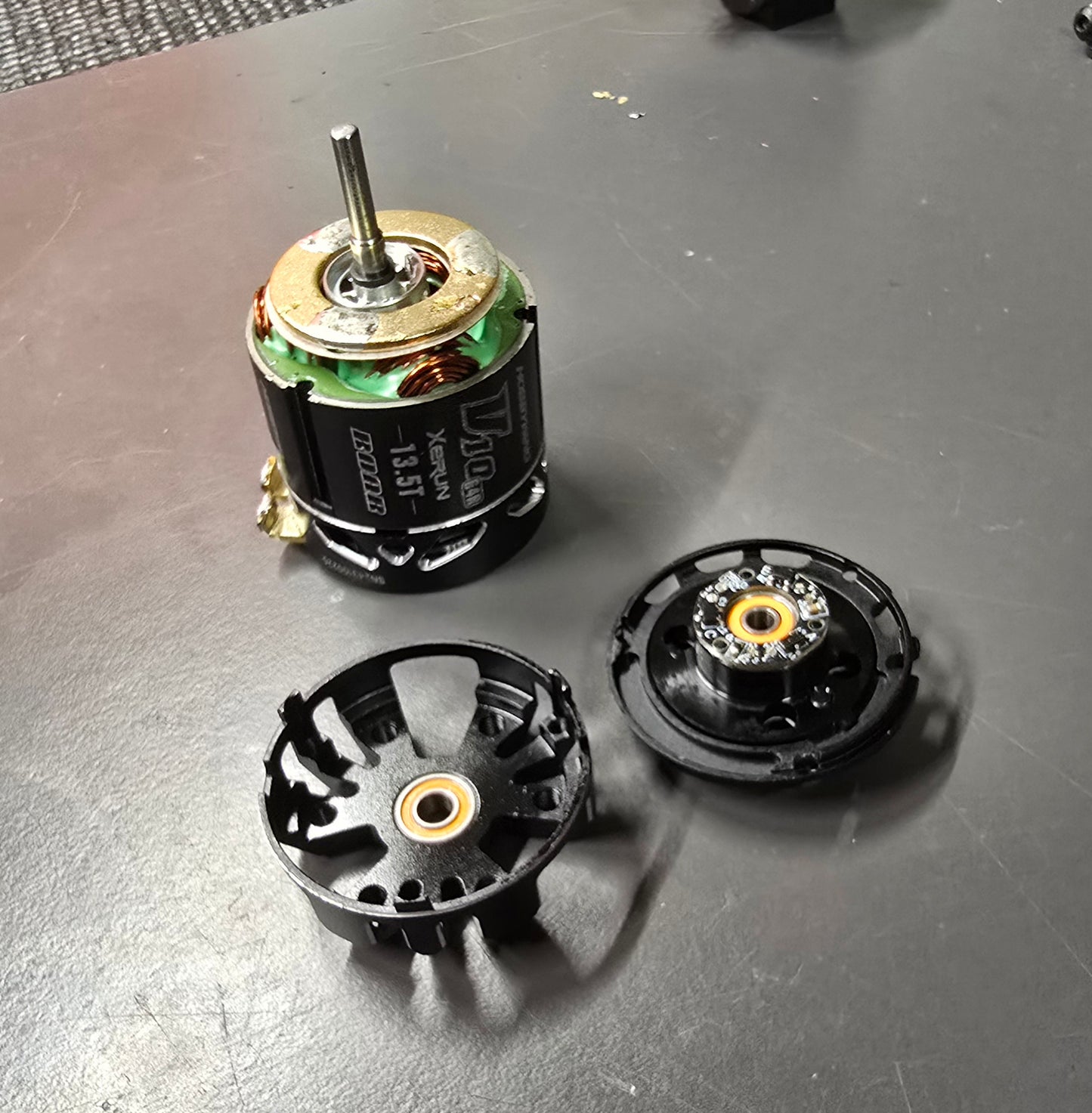 HW Bearings
