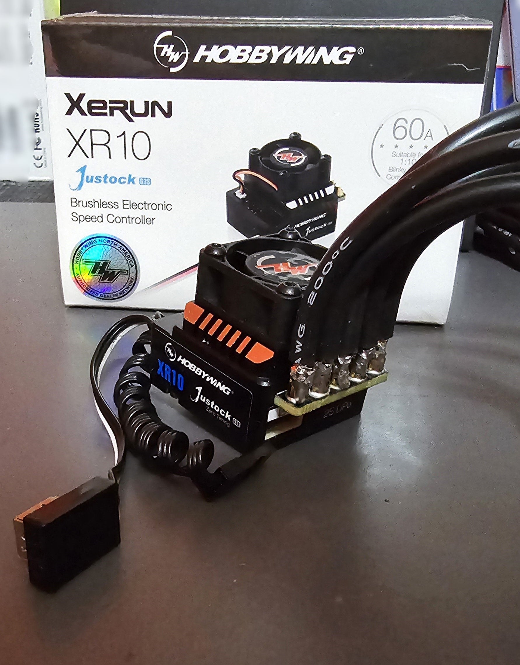 HOBBYWING XR10 JustockG3と17.5Tとプログラムボックス Amazon.com: HOBBYWING Xerun XR10 Justock ESC (G3S) : Toys